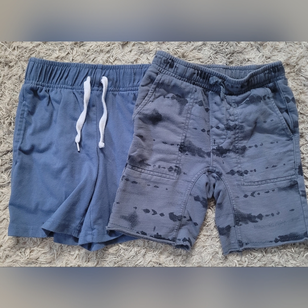 2 Pairs Boys Shorts